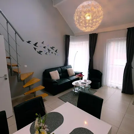 My Cocoon Apartment Court-Saint-Etienne Exterior photo